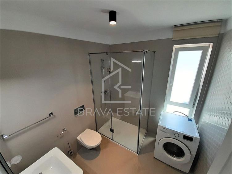 Apartament de inchiriat, intermediar, balcon, parcare, zona BUNA ZIUA