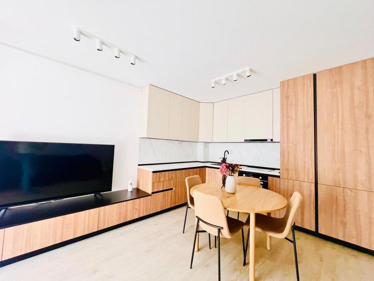 NOU /SUPERB /  PRIMA INCHIRIERE / COMPLET MOBILAT SI UTILAT