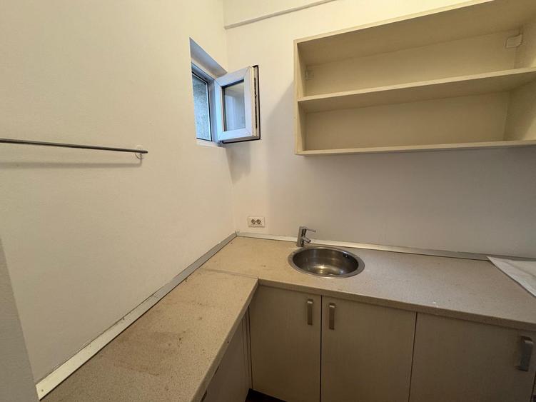 Inchiriere apartament duplex 2+3 retras in vila 2002 Cotroceni metrou Eroilor