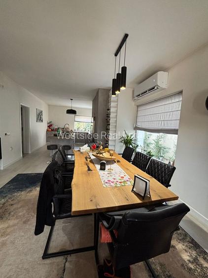 Vila impresionanta de vanzare, zona Lunei - 34