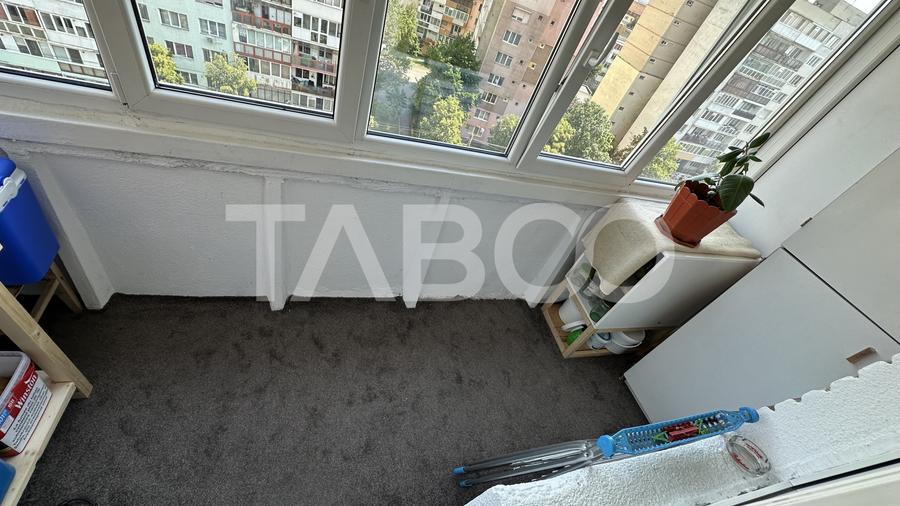 Apartament 4 camere 2 bai bloc cu lift pivnita Mihai Viteazul Sibiu