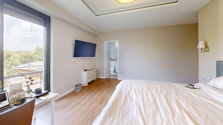 Apartament 4 Camere | Renovat | Piscina | Parcare *Iancu Nicolae*