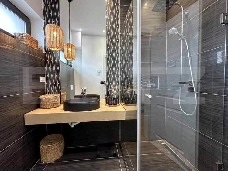 BLITZ EXCLUSIV Casă modernă în Sălicea, liniște si intimitate la 10min de Cluj