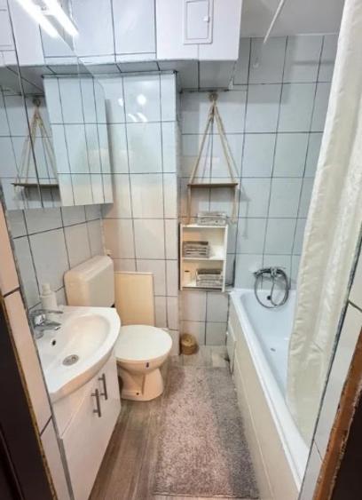 PTA SUDULUI metrou SUN PLAZA PET FRIENDLY,DECOMANDAT,MOBILAT UTILAT,COMPLET