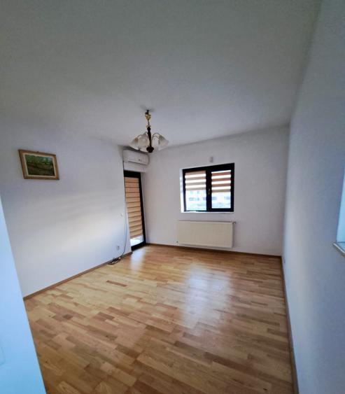 Vila superba Str Safirului la 2 min de Ghencea și 10 min M Raul Doamnei
