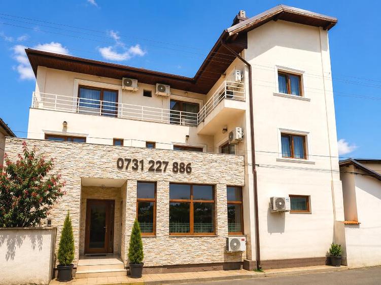 VANZARE - INVESTITIE - UNITATE HOTELIERA - AFACERE LA CHEIE - 17 CAMERE - Z