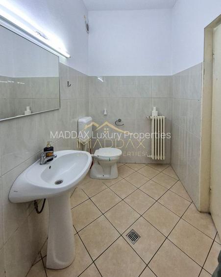 Apt. parter Piața Romană | 5 camere | Curte | 8 Locuri de Parcare - 27
