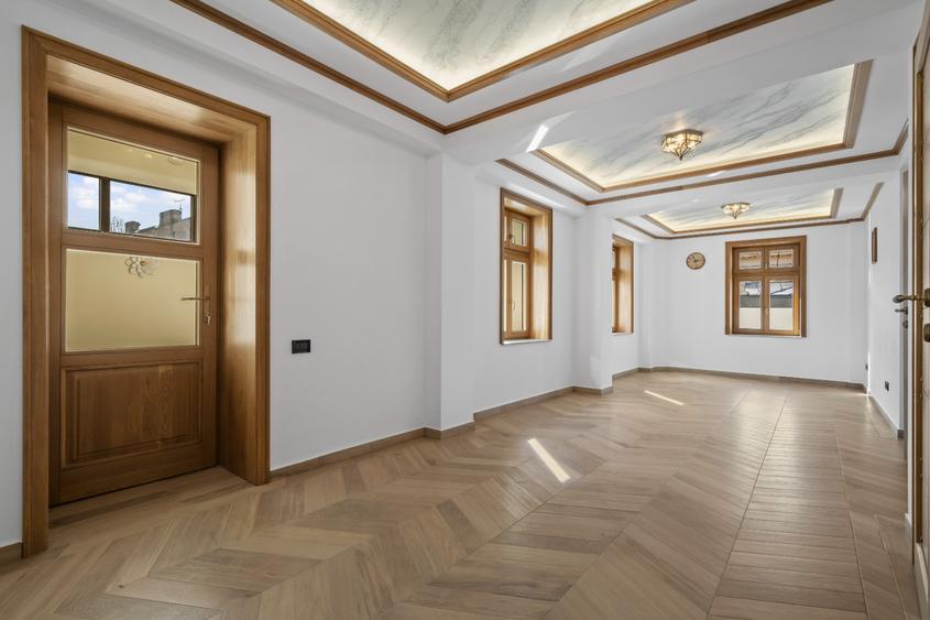 VILA ISTORICA CISMIGIU - COMPLET RENOVATA