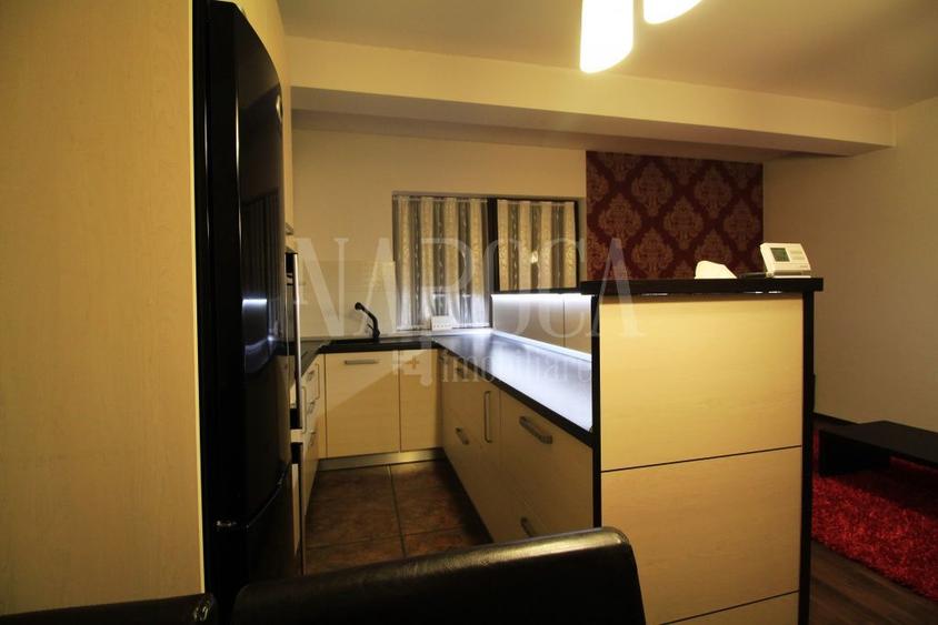 Apartament 4 camere de vanzare in Floresti