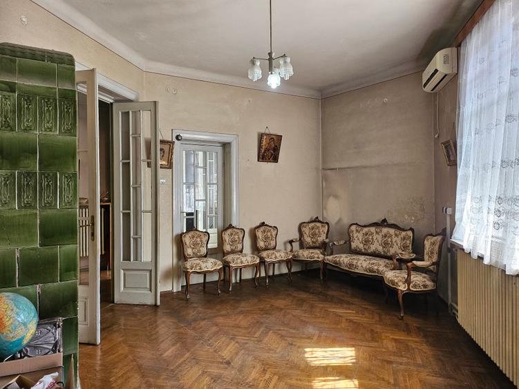 Parter si demisol in vila - Stirbei Voda