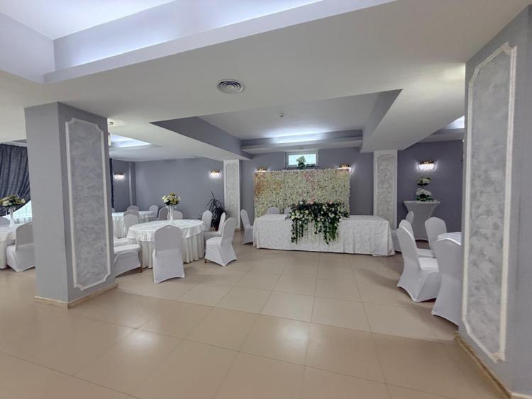 Afacere Salina, restaurant, camere, parcare, teren, 1125 mp, zona Braniste