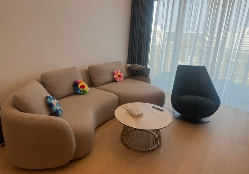 Apartament mobilat complet în Aviației Towers,parcare inclusă,vedere liberă