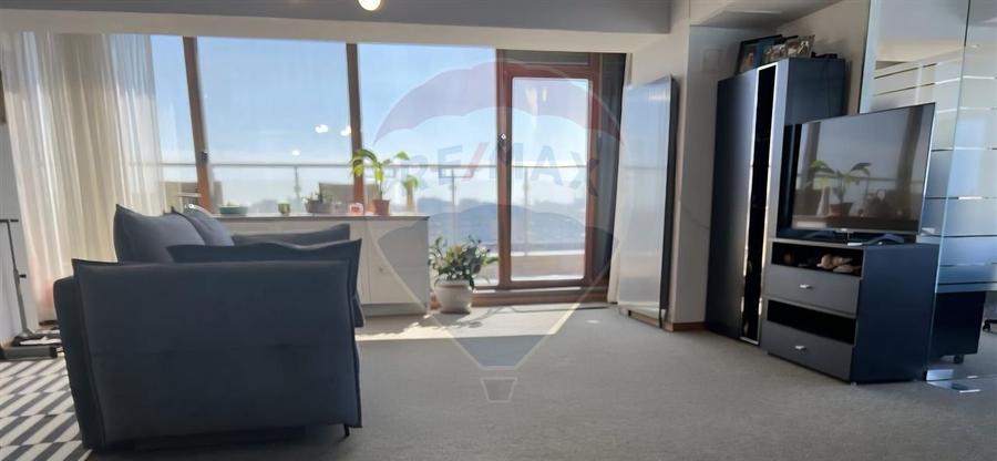 Penthouse exclusivist cu vedere panoramică – Zona Armenească
