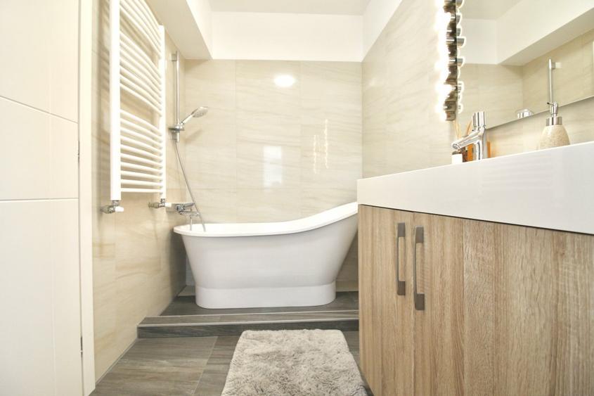 GRADINA ICOANEI-POLONA, APARTAMENT ELEGANT CU TERASA 24 MP SUBERBA SI PARCARE!