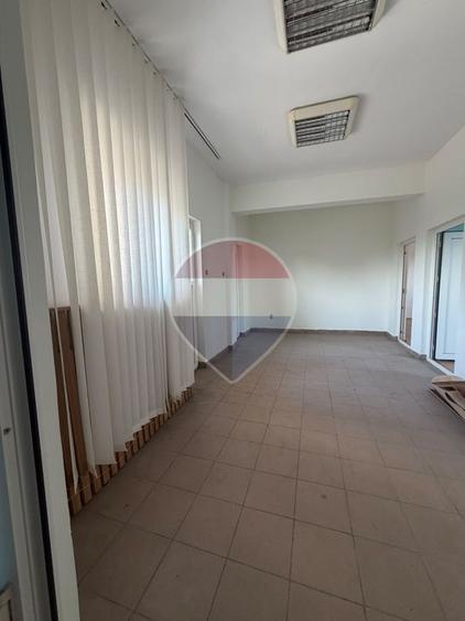 Proprietate mixtă – 1.109 mp teren + clădire 512 mp P+1+M , Toamnei