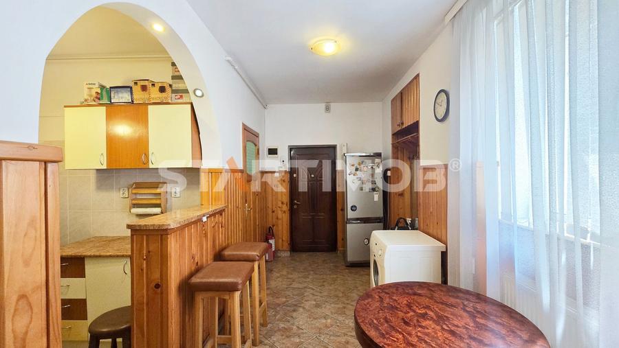 Apartament 3 camere Centru Istoric Brasov