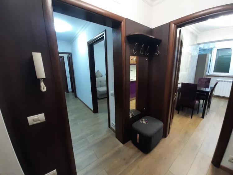 Apartament de 2 camere, 65 mp, la un minut de metrou, centrala proprie, Obor