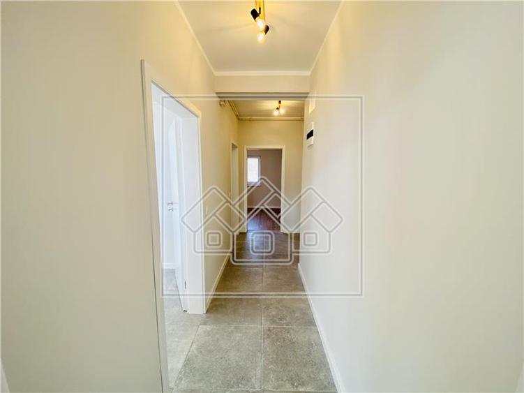 Penthouse 4 camere, 2 bai, incalz. pardoseala - dressing
