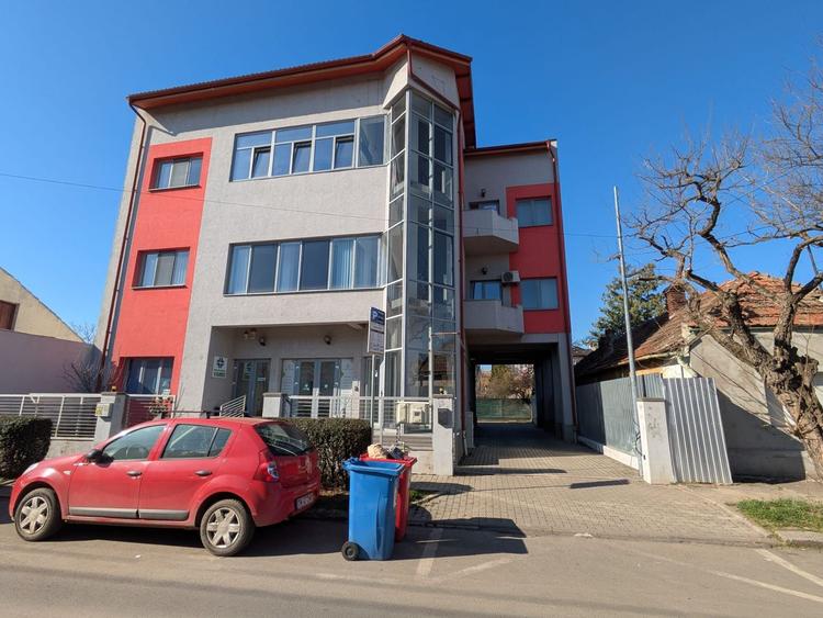 De inchiriat - SAD - 220 mp - str. Diaconu Coresi