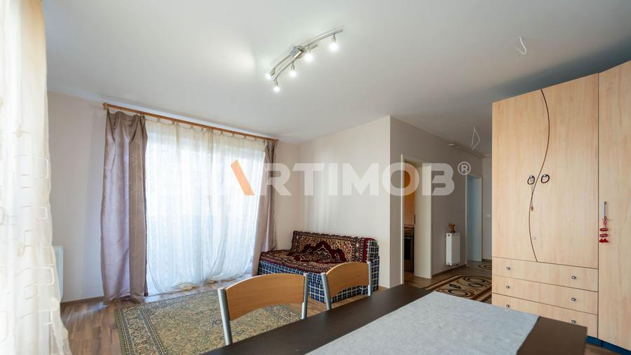 Apartament cu boxa si parcare zona Coresi