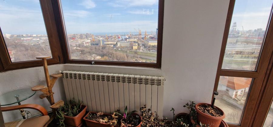 Doua camere comfort maxim, zona Gara.
