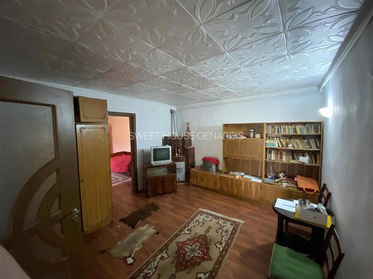 Casa cu 3 Camere si Gradina - Zona Centrala - 6