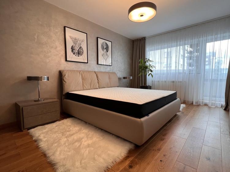 Oaza de lux in Centrul Civic: Apartament cu priveliste panoramica in Brasov