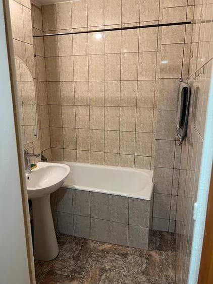 Garsoniera, decomandata, 38 mp, balcon, ac, metrou, Dristor