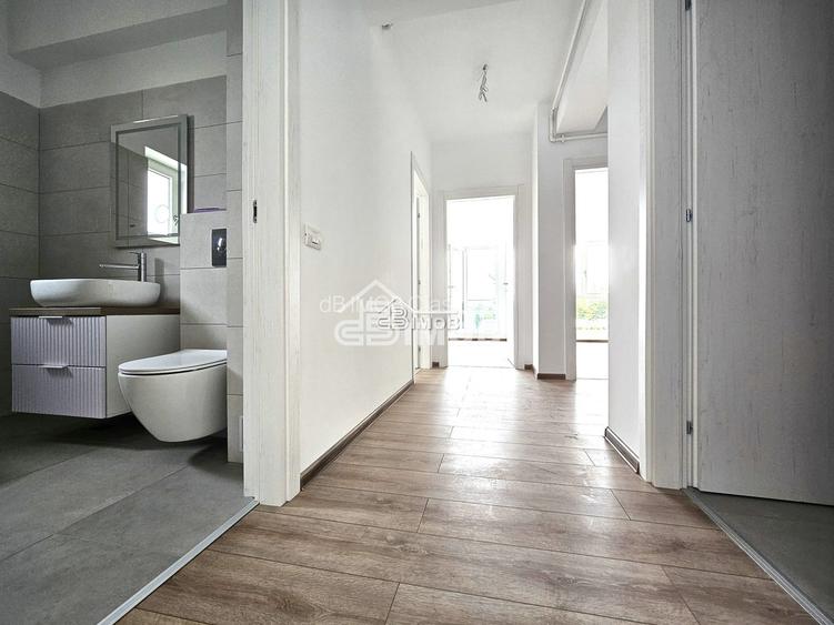 Spațiu modern, vizibil și versatil – ideal pentru afacerea ta - 9