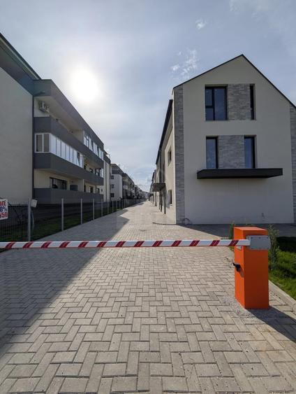 Duplex de vanzare,zona Urusagului