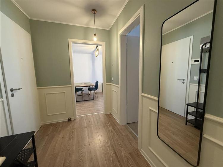 Apartament trei camere Pietonal Coresi Avantgarden ( Kasper )