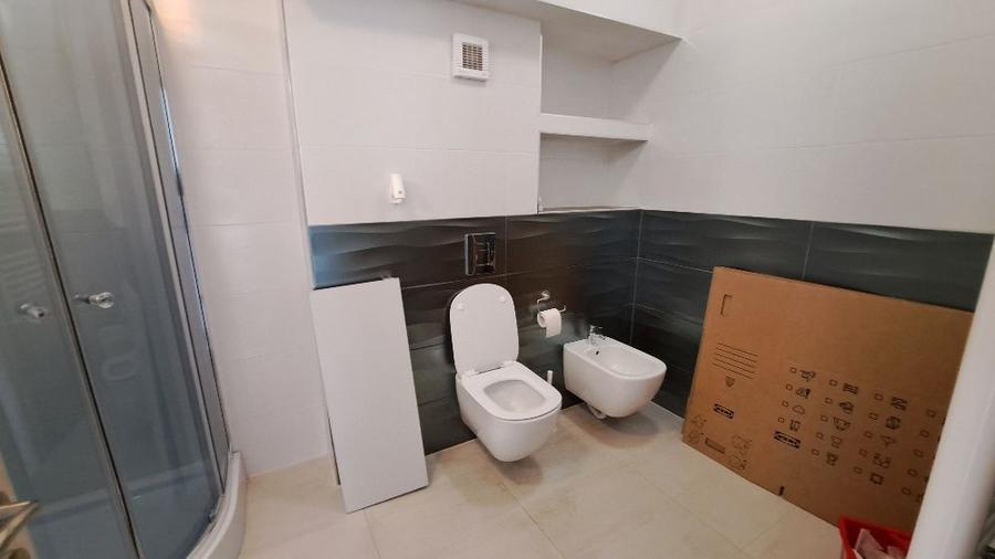 Dorobanti/Floreasca ( 5 min. metrou), 3 camere de vanzare, 7/8,terasa, liber