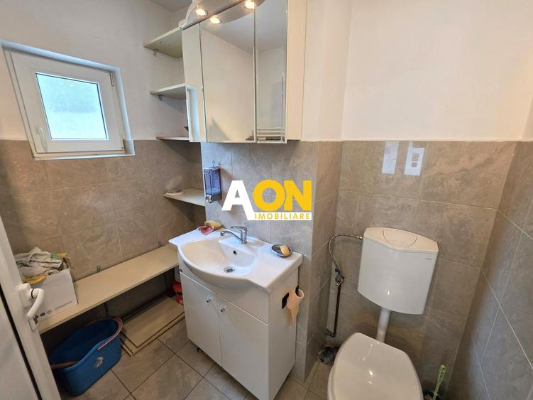 Spatiu de birouri de vanzare Cetate, 50 mp, zona Stadion - Parter
