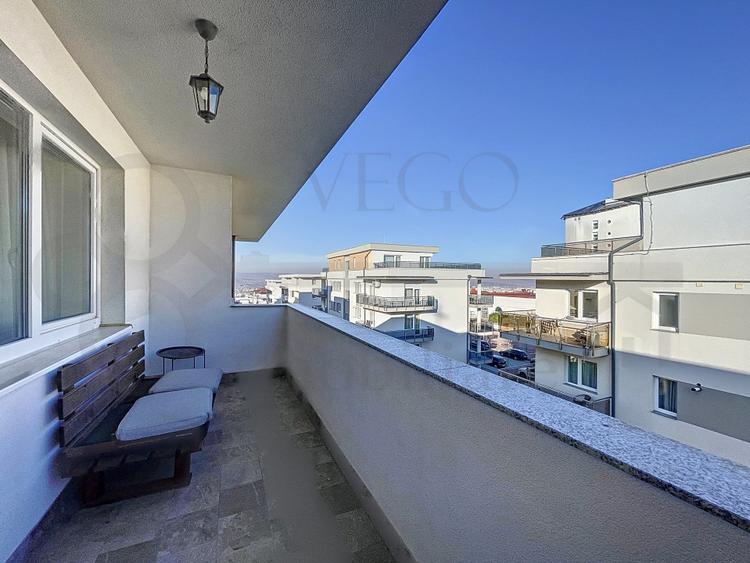 Apartament 3 camere, bloc nou, 68 mp, parcare, zona Grand Hotel Italia