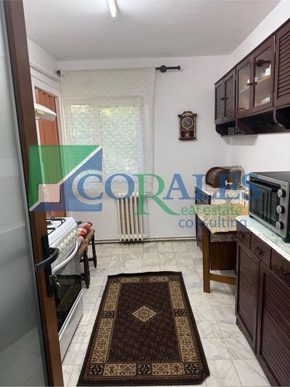 Zona Girocului | Apartament 3 camere | Etaj 1 | BOXA + GARAJ