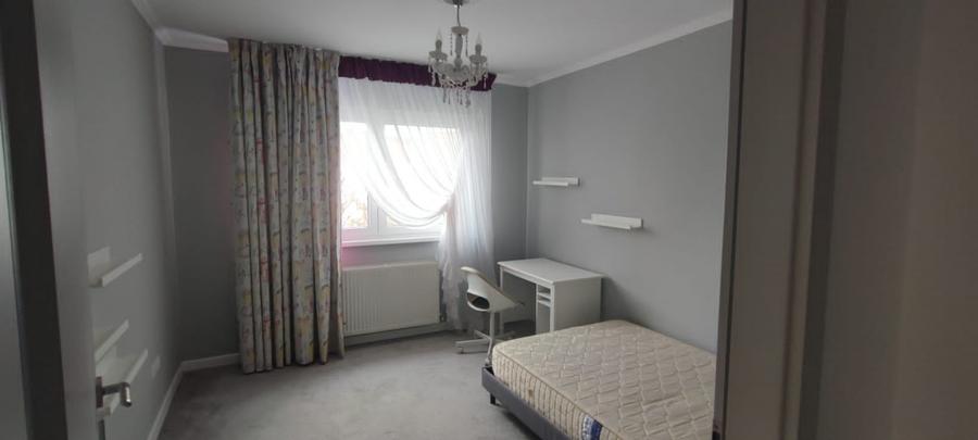 Apartament modern cu 3 camere de închiriat în Vasile Aaron – Strada Negoveanu