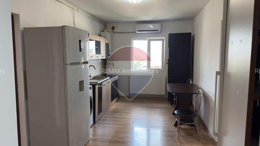 Apartament cu 3 camere de vânzare în zona Soarelui - 9