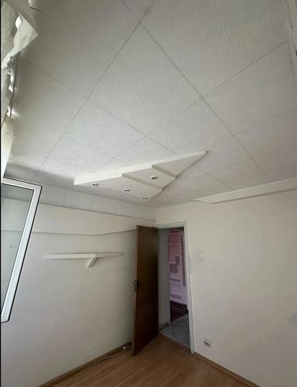 Apartament 3 Camere,zona Giurgiului, semidecomandat, zona linistita