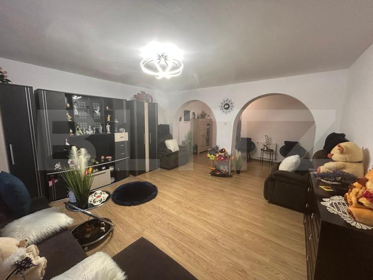 Vila Dumbravita 330 mp utili, Teren 558 mp - zona Kaufland
