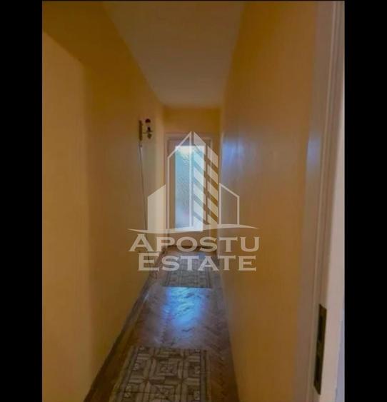 Apartament cu 2 camere - Centrala proprie, Complex Studentesc
