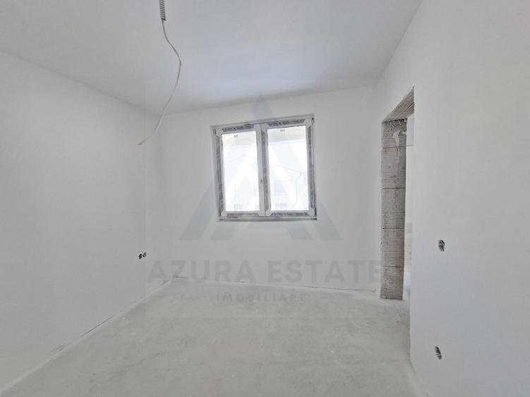 Casa moderna 3 camere 2 bai si curte 170 mp in zona Arhitectilor