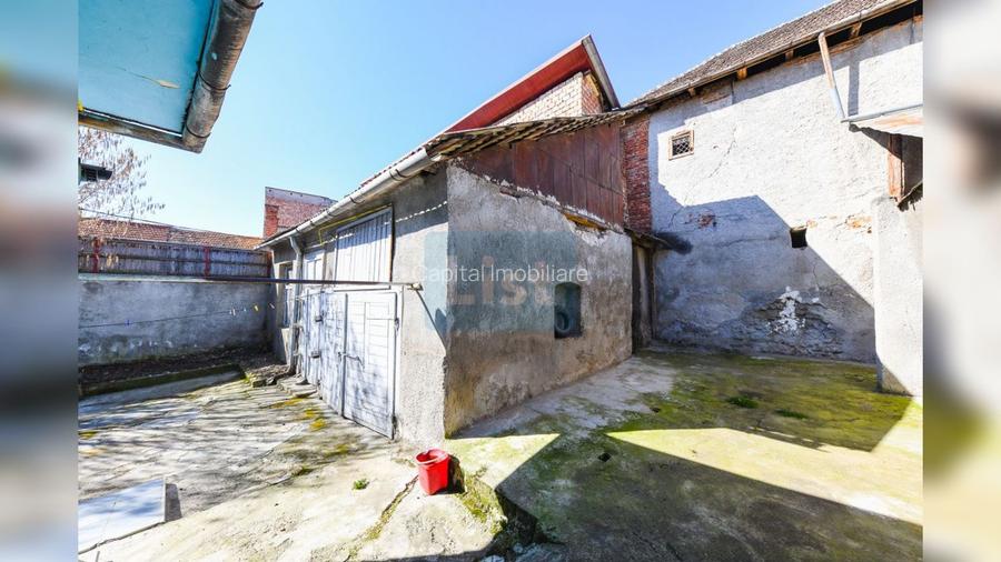 Casă armenească de vânzare în Gherla - 15