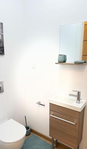 Apartament de 3 camere, 114 mp, centrala, parcare, terasa 37 mp, zona Floreasca