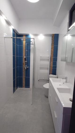 Apartament ultracentral, 80 mp utili, 3 camere, locuita sau birou!