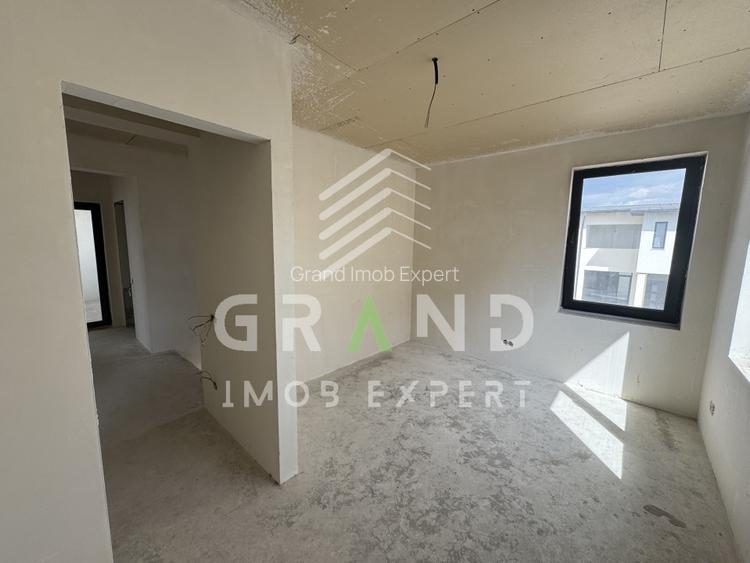OPORTUNITATE! Casă individuală | 4 camere | 3 băi | Garaj | Teren 450 mp| Dezmir - 4