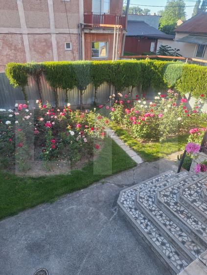 Casa de vanzare, 350 mp, zona Central