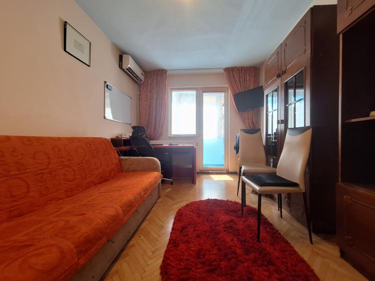 Renovat, mobilat si utilat! Apartament 2 camere-etaj 2-Sagului
