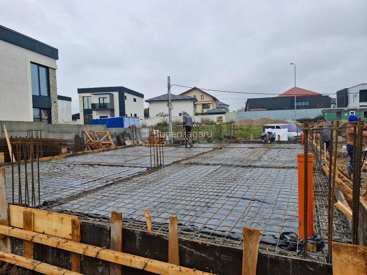 Vila lux, str Pădurii-Lebada, 5 camere, 3 bai, curent 380 kw, COMISION  0padurii - 9