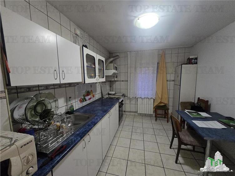 Apartament de 3 camere, in Militari, langa metrou Lujerului, zona Uverturii, sec