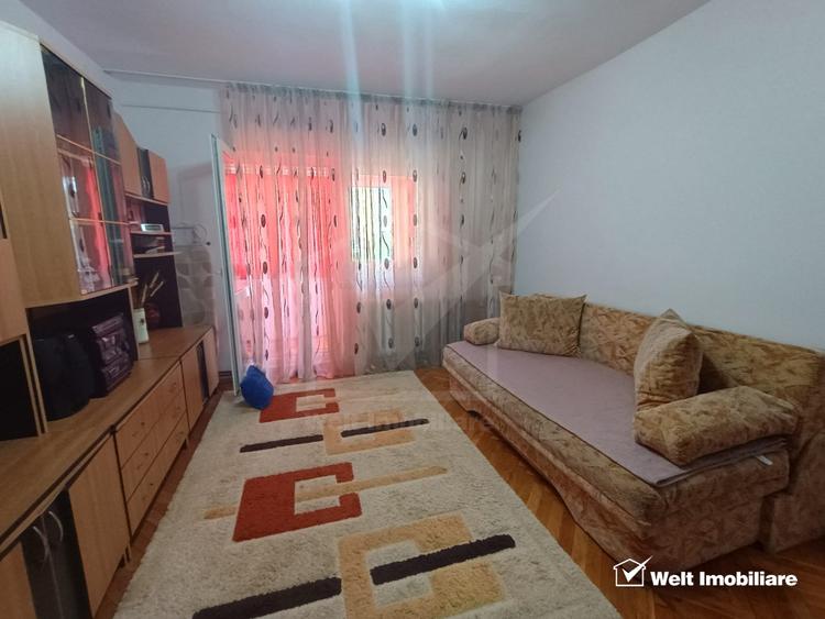 De vanzare apartament cu 2 camere zona Liceul Liviu Rebreanu